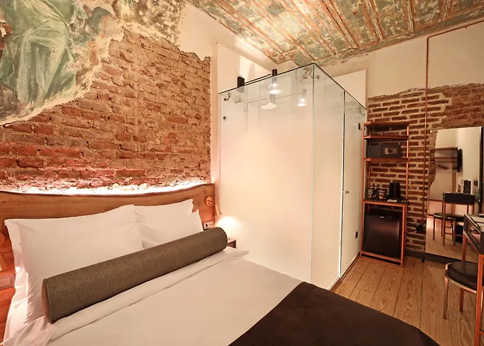 Impera - Special Category Hotel